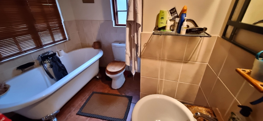 3 Bedroom Property for Sale in Beestekraal AH North West